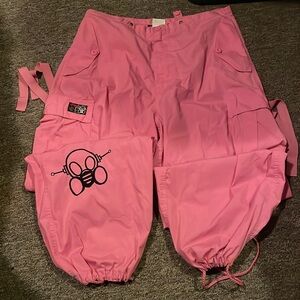 Ghost Pink baggy cargo dance pants with Graphic Patch sz small
